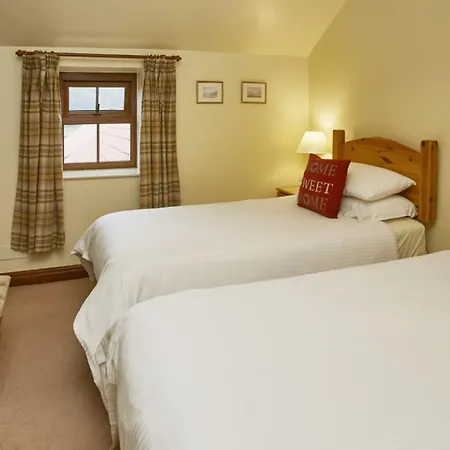 Giltspur - 3 Bed * Pickering